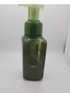 Vanilla Matcha Latte Foaming Hand Soap Bath and body works - New old stock